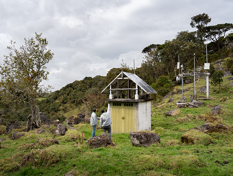 Paleatara - Instalación cenizometros Puracé