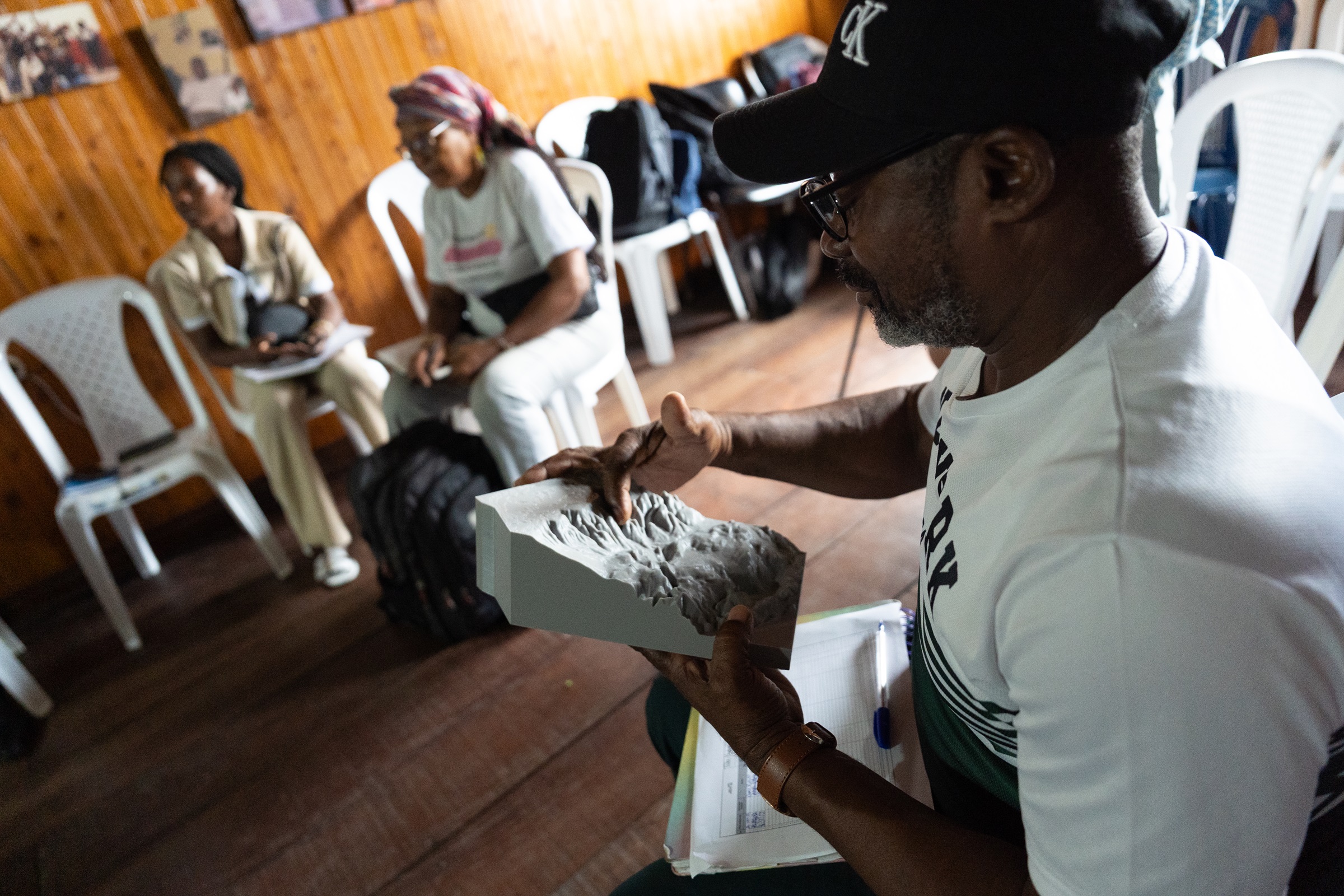 El Servicio Geológico Colombiano construye junto a las comunidades el primer mapa morfológico del Pacífico colombiano