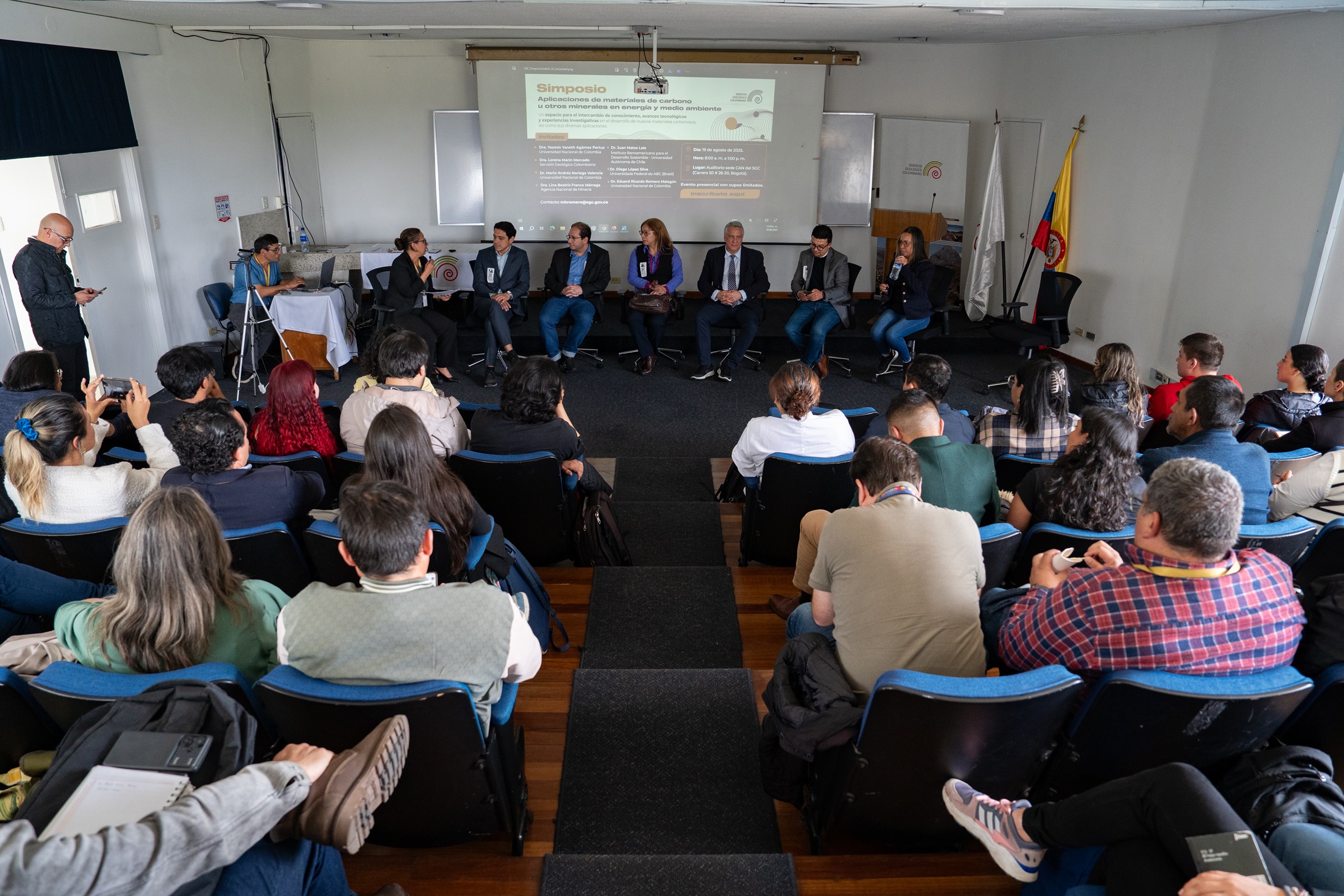 Simposio internacional sobre “Aplicaciones de materiales de carbono u otros minerales en energía y medio ambiente