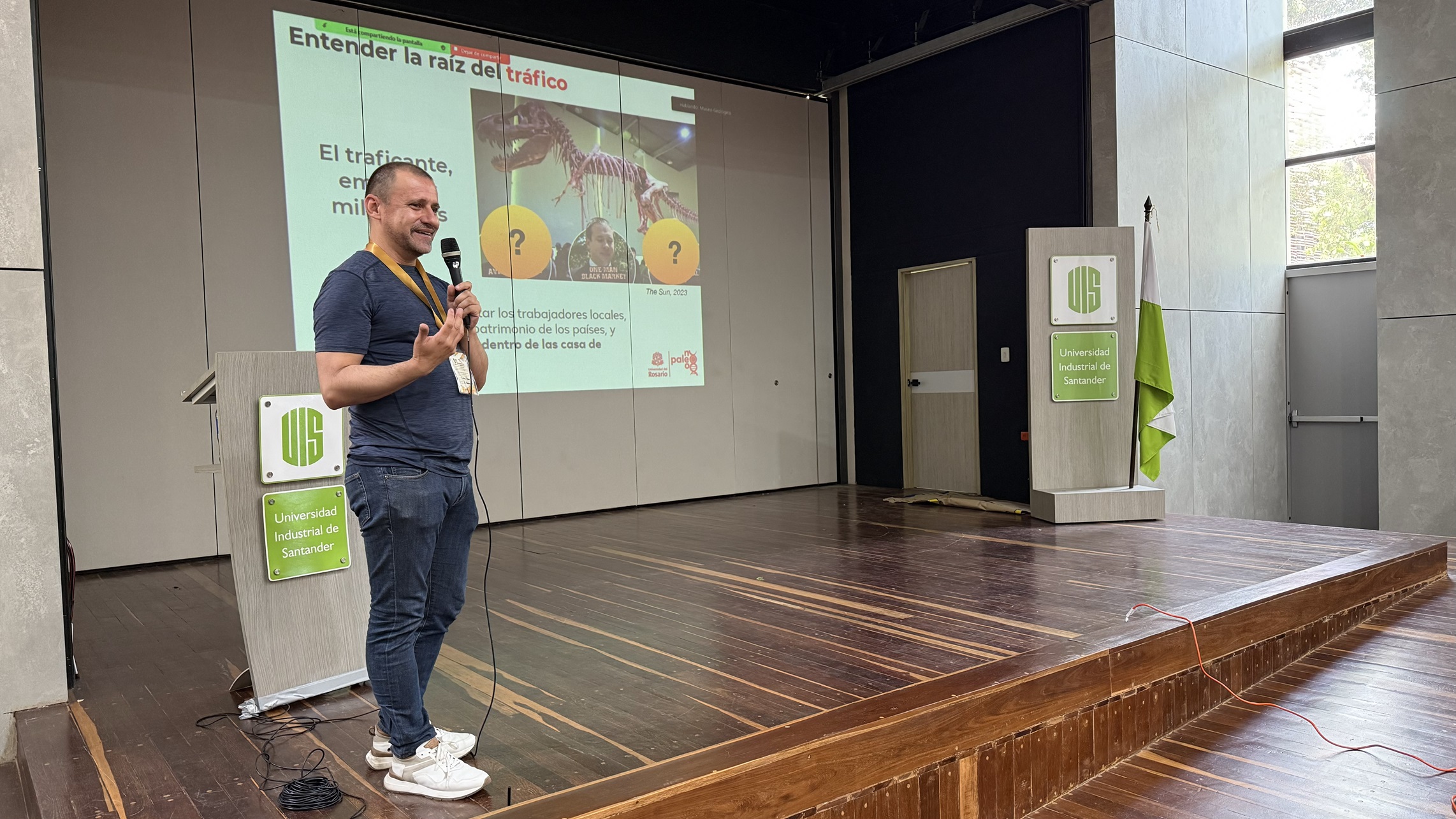 Edwin Cadena durante su charla en el VI Encuentro. 