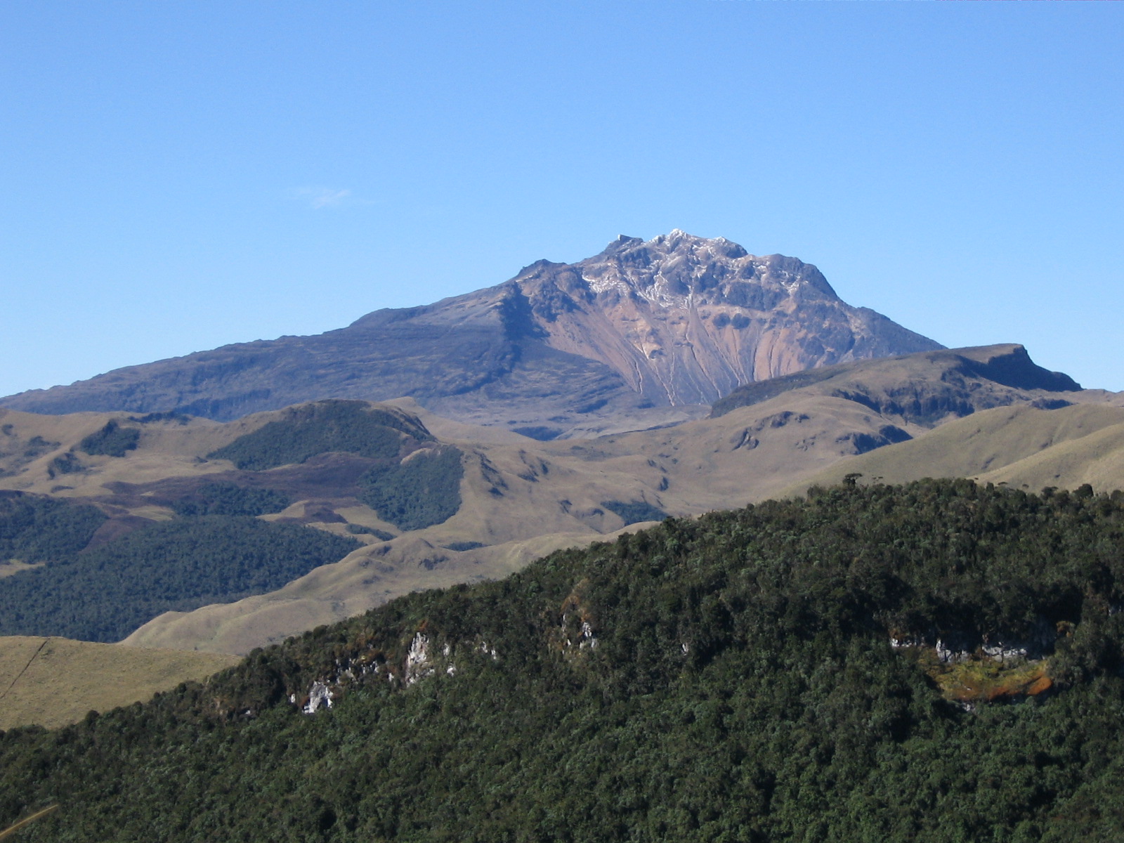 Volcán Chiles, ubicado en la frontera entre Colombia y Ecuador. 