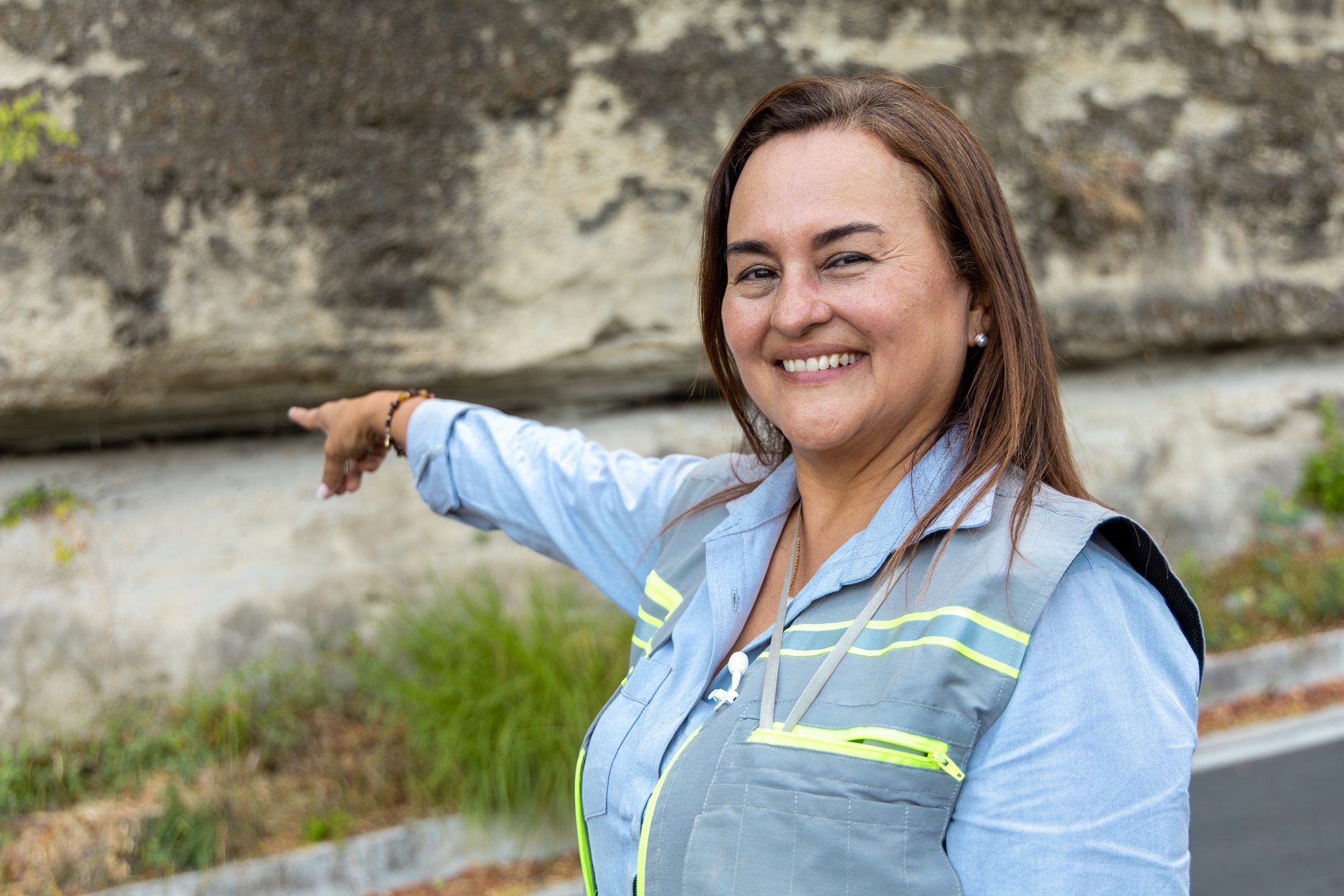 Gloria Patricia Cortés, geolóloga y vulcanóloga del Servicio Geológico Colombiano y Maestra en Ciencias de la Tierra.