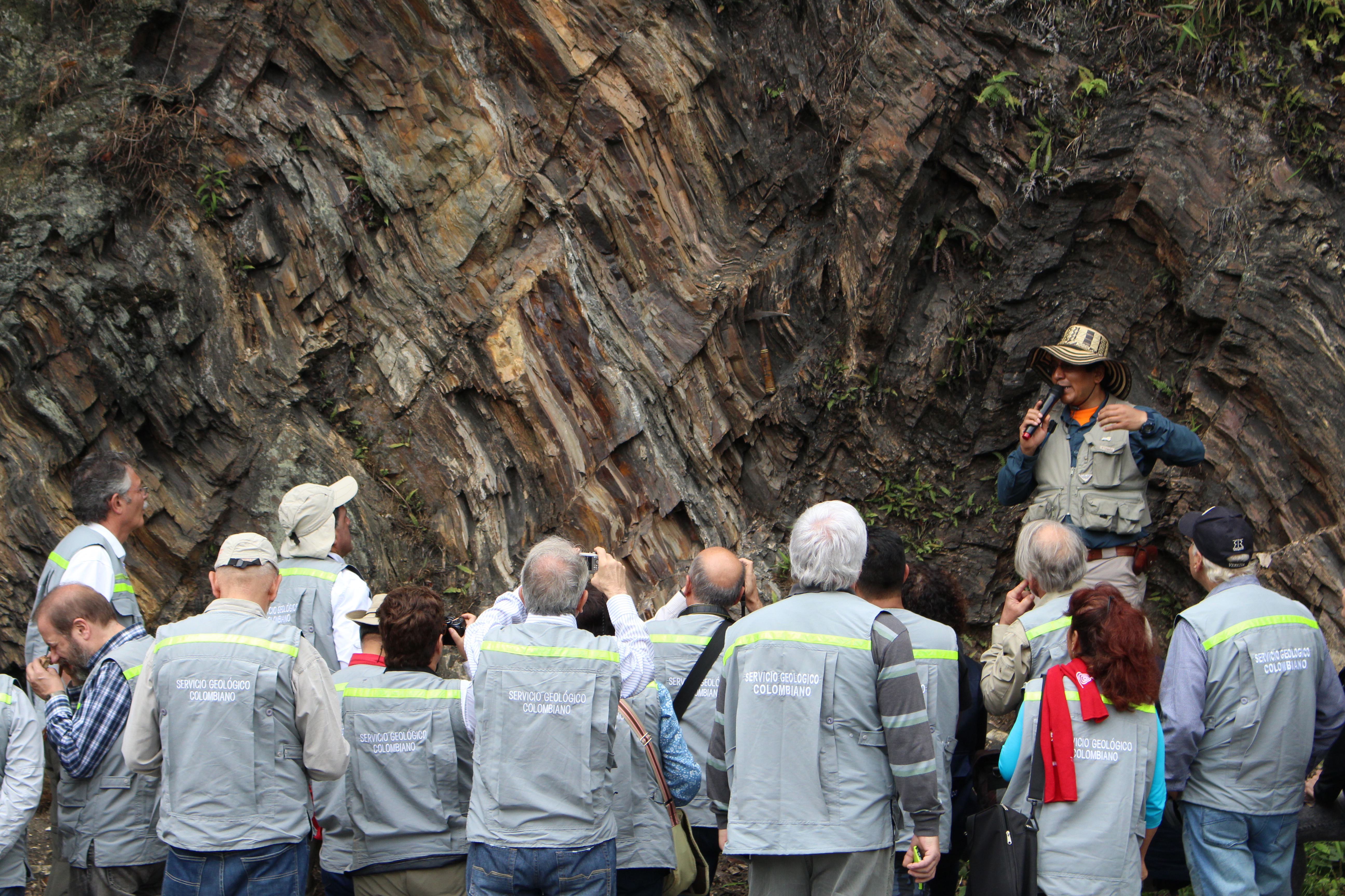 Excursión de campo Historia geológica de los Andes colombianos en los alrededores de Ibagué.