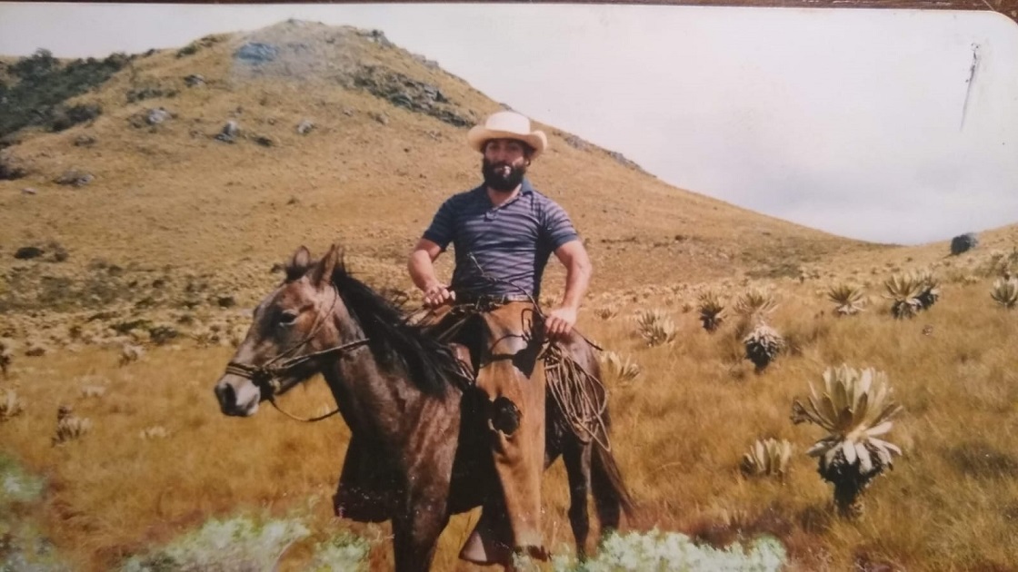 Sergio Gaviria en el páramo de Laguna Verde, Cundinamarca, 1985.