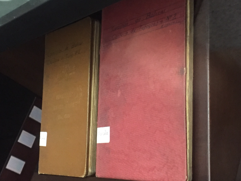 Cartera de topografía n.° 1 y 2, Comisión de Bolívar, 1943-1944.​