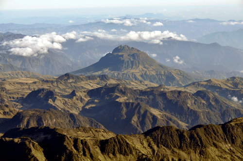 Volcán Cerro Bravo, sobrevuelo del 22 de febrero del 2011