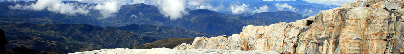 ​​​​​​​​​​​​​​​​​​​​​​Sierra Nevada del Cocuy desde el sector Ritacuba.  Fotografía de Carmen Rosa Castiblanco. 2009